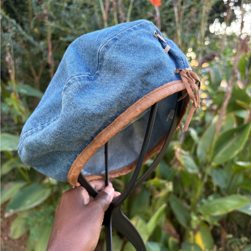 Vintage Denim Beret with Tan Trim